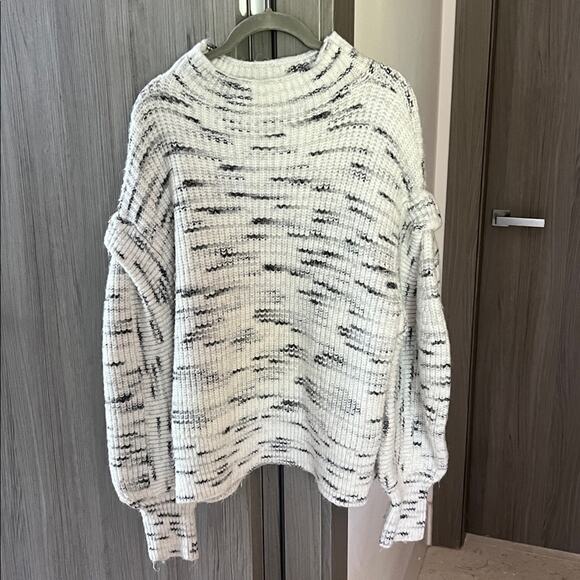 $258 VARLEY Belgrave Sweater dramatic puffy sleeves plush soft statement XL - Picture 7 of 14